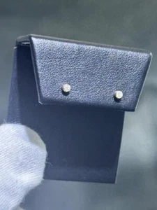 Pendientes simples de oro blanco de 14k con bisel de corte redondo diseño de halo regalo - Imagen 1 de 9