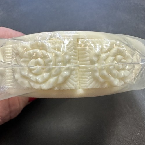 OFF WHITE Vintage Sarah Coventry Bracciale Braccialetto Fiore Lucite Bianco Off Diametro 2 1 2