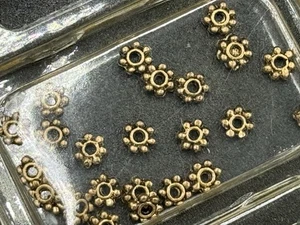 Menge 480 Antik Goldfarben Gepunktet Rondell Perlen 4 mm - Bild 1 von 4