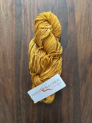 Hilo de doncella a mano, teñido a mano en Canadá (Casbah, MCN dedo/calcetín) color: ámbar Foto 1 de 2