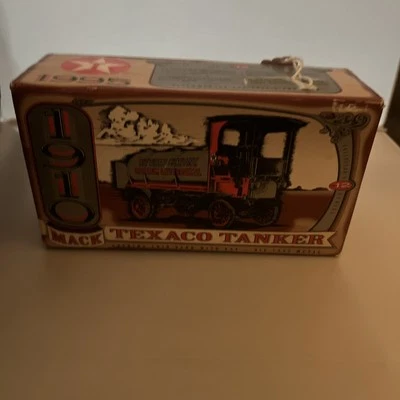 Banco de metal fundido a presión ERLT 1910 Texaco Mack Tanker de colección 1995 Foto 1 de 3