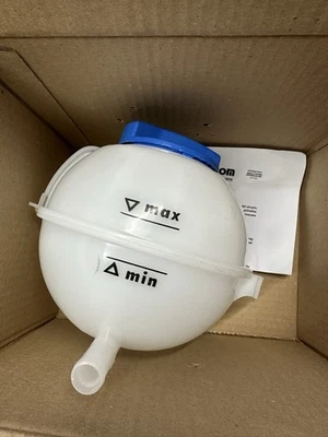 VASCHETTA ACQUA RADIATORE AUDI A1 1.6 DIESEL (2014) - Immagine 1 di 4