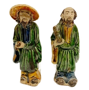 Juego de 2 estatuillas de cerámica vintage de hombre chino túnica verde sombrero para el sol decoración de barba - Imagen 1 de 5