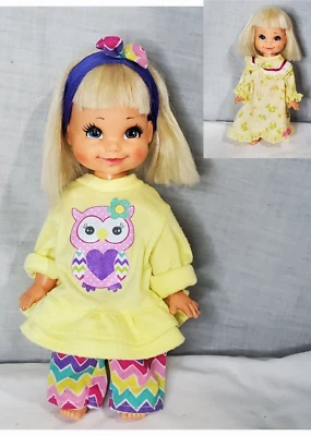 Muñeca bebé vintage 1972 Remco Waving cabello rubio ojos azules dos trajes 11"" Foto 1 de 4