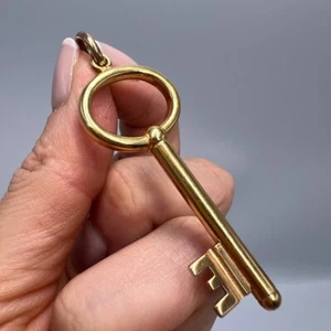 Big Vintage Charm Pendant Key Gilt Sterling Silver 925 Marked Made in Italy - Picture 1 of 8