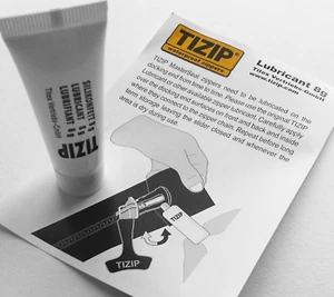 TIZIP Zip Lubrificante per Canmore Sintetico Tubo Borse Cornamuse - Photo 1/3