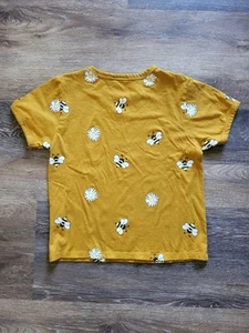 Attitude NOT Included Girl T Shirt Bees Daisys Mustard Short Sleeves Youth Sz XS - Picture 1 of 7
