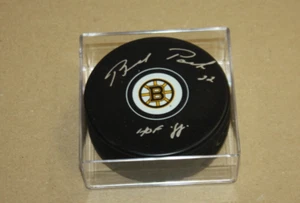 BOSTON BRUINS BRAD PARK SIGNED Puck HOF 1988 JSA CERTIFIED W/ PUCK CASE - Picture 1 of 2