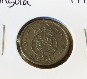 ANGOLA 1974 XF-40 2.5 ESCUDO COIN - Picture 1 of 2