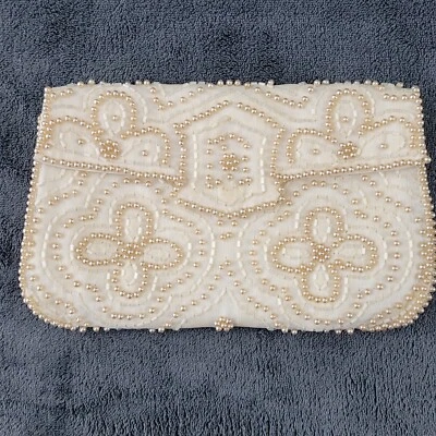 Клатч из бисера цвета слоновой кости La Regale Products японский винтажный 1960-е - Изображение 1 из 4