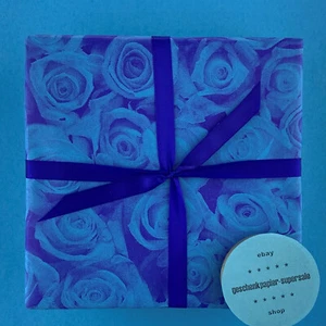 0,33€ jeMeter * 300m Rolle Geschenkpapier 50cm breit * Rosen Türkis Blau Gewerbe - Bild 1 von 5