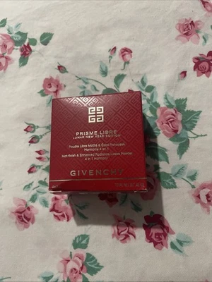 Polvo Suelto GIVENCHY Prisme Libre 4 en 1 Acabado Mate RadianceHarmony Año Nuevo Lunar Foto 1 de 4