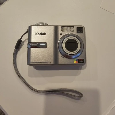 Kodak EasyShare C743 Digital Camera – Silver – Tested Working - Image 1 of 4
