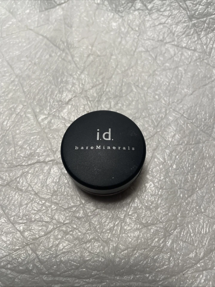 I.d. Sombra de ojos follaje BareMineral Foto 1 de 2