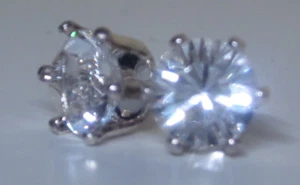 EIN PAAR 1 kt weiße CZ 5,25 mm Silber Ohrstecker Brillant Rundschliff NEU! - Bild 1 von 7