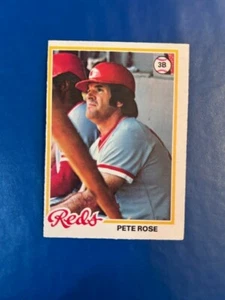 1978 O-Pee-Chee baseball Pete Rose #100 & Carlton Fisk #210 Look!! - Picture 1 of 4