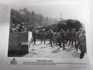 DEG 1986 Scene from King Kong Lives, Preparing LADY KONG, 8 x 10 Photo, MINT - Picture 1 of 3