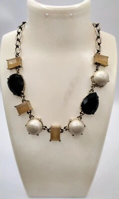 J. CREW 金色人造珍珠,黑色泪珠,卡梅尔水钻声明项链 — 第 1/3 张图片