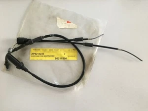 AP8214236 AP8214218 CAVO GAS CON SDOPPIATORE ORIGINALE APRILIA RS 50 1999-2005 - Imagen 1 de 2