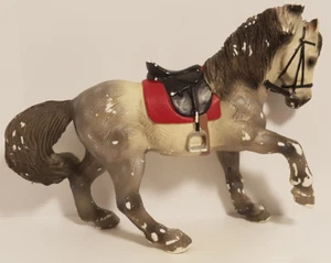 62659 Bullyland : Andalusian Gelding with Molded Saddle ref : 2BU127 - Picture 1 of 7