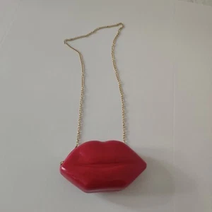 Chic Handbag Purse Clutch Red Lips, Zip Up Cross Body Gold Chain Jelly Cute 9x5 - Picture 1 of 20