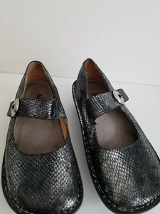 ALEGRIA SILVER MARYJANE SHOES EURO 36. 6 TO 6.5. SILVER HARDWARE - Picture 1 of 7