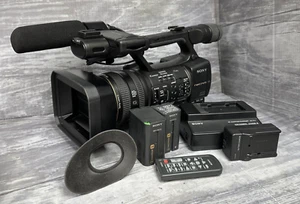 SONY NXCAM HXR-NX5U MPEG2 CAMCORDER W/ ACCESSORIES - Picture 1 of 22