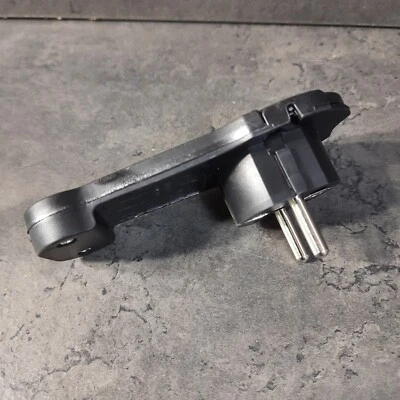 MCPOWER 1 Stück extraflacher Winkelstecker Schutzkontakt Stecker SCHWARZ ETT