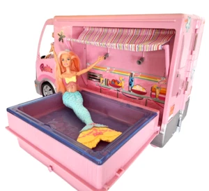 Vintage 2006 Barbie hot tub party bus RV Camper + 3 Barbie dolls. - Picture 1 of 15