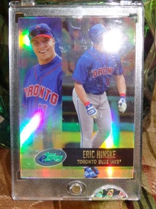 ERIC HINSKE (Toronto Blue Jays) 2002 TOPPS ETOPPS REFRACTOR CARD #104 - Picture 1 of 2