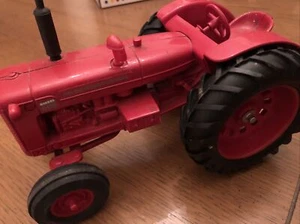 Vintage 1995 ERTL 1:16 SCALE 1956 INTERNATIONAL 600 DIESEL TRACTOR #282 Ex Cond - Picture 1 of 7