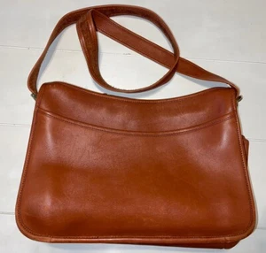 Vintage Cowhide Leather Brown Bonnie Cashin Coach Basic Shoulderbag Made in USA - Picture 1 of 14