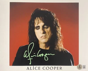 ¡FOTO 8X10 FIRMADA POR ALICE COOPER! ¡LEYENDA DE LA MÚSICA! Gráfico de belleza con certificado de autenticidad - Imagen 1 de 3