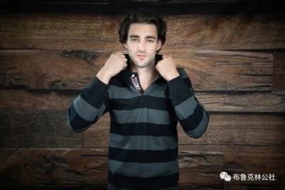 Marc Laurent Long Sleeves T-Shirt for Men or Women, Black & Gray Strips, Size L - Image 1 of 4