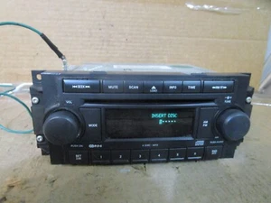 05 06 07 08 09 Jeep Commander Radio Stereo CD Player Receiver AM FM 05091175 - Picture 1 of 10