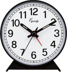 Reloj despertador de cuerda analógico Equity 14075 negro - Imagen 1 de 6