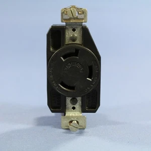 Cooper Arrow Hart CWL830R Twist Turn Locking Receptacle Outlet L8-30R 30A 480V - Picture 1 of 4
