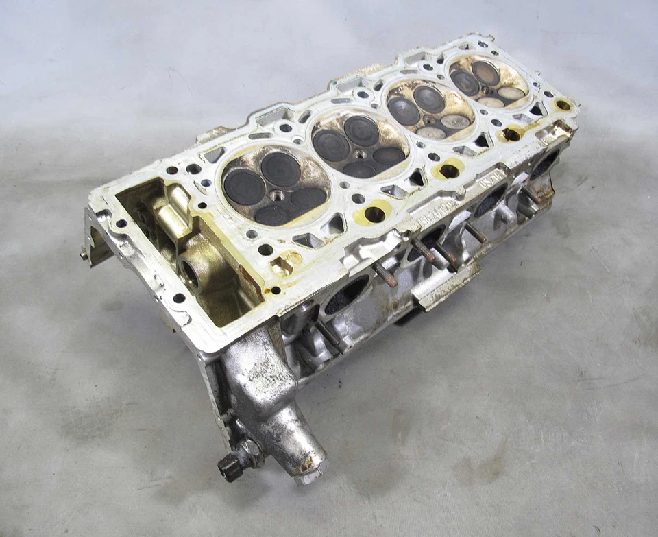 BMW E63 650i E60 550i N62TU 2006-2010 4,8 L V8 banco 1 culata desnudo usado OEM Foto 1 de 4