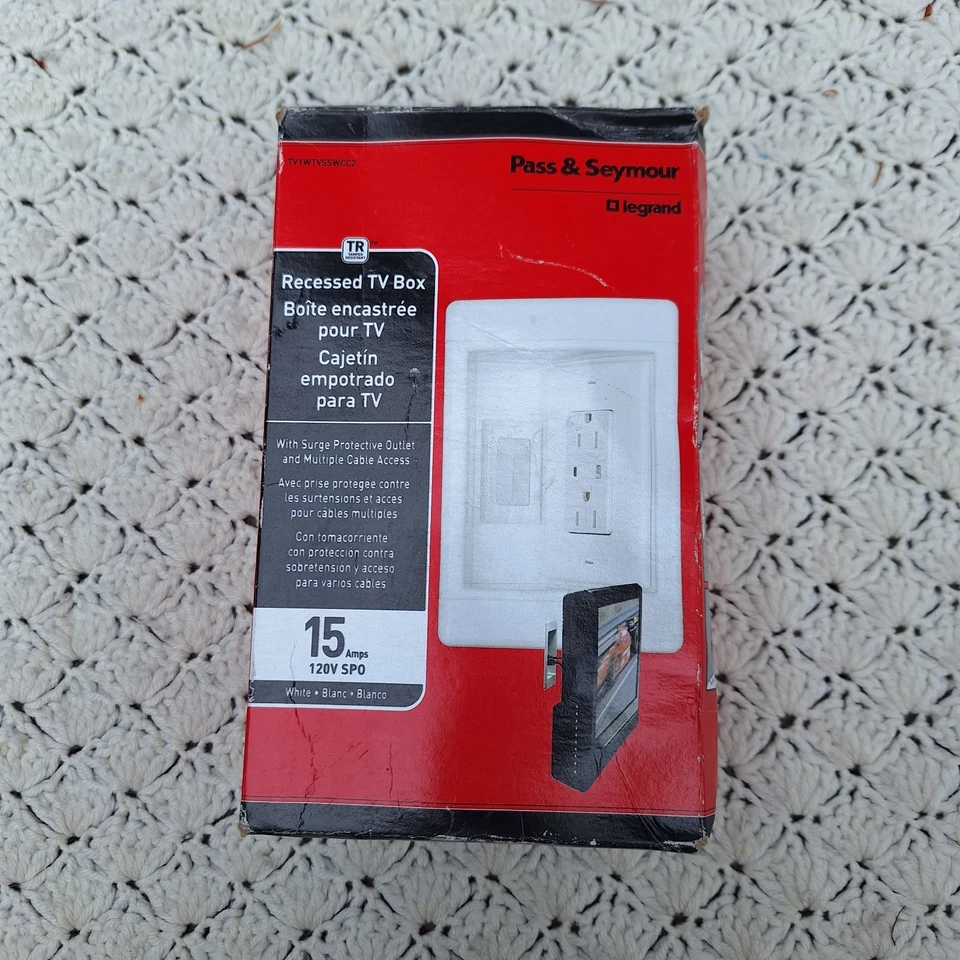Legrand Pass & Seymour Recessed TV Wall Box TV1WTVSSWCC2 White
