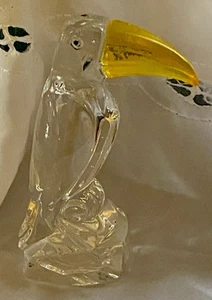 Beautiful Toucan 5" Lead Crystal Glass Figurine by Kristal Color Italy - Picture 1 of 8