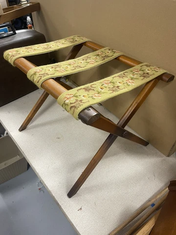 Vintage Wood Folding Rack Luggage Suitcase Stand Hotel Valet Tapestry BH Cover