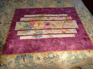 Beautiful! Floral Window Throw/Wall hanging/Cotton/Bamboo batting/ Custom made! - Picture 1 of 5