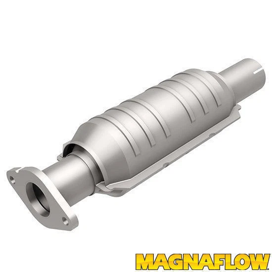 2012 Ford Focus 2.0L traseiro novo escapamento Magnaflow conversor catalítico ajuste direto - Imagem 1 de 1