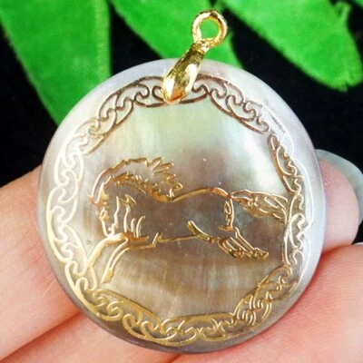 2Pcs 29x3mm Abalone Shell Horse Round Pendant Bead SH117 - Image 1 of 3