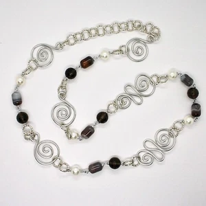 COLLANA IL ALLUMINIO LUNGA 88 CENTIMETRI CON CALCEDONIO QUARZO PERLE BIANCHE - Imagen 1 de 9