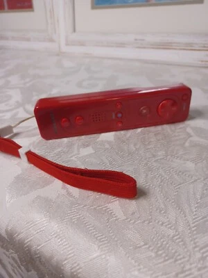 Genuine MadCatz Item# 5726 Wireless Remote Control for Nintendo Wii System - RED - Image 1 of 4