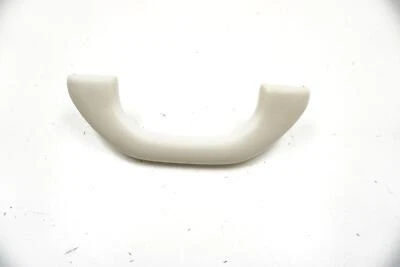 Оригинальная передняя правая или левая ручка захвата Volkswagen Cc 2013-2017 годов выпуска 1k0857607m82v - Изображение 1 из 4