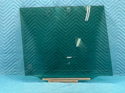 Lexus LX570 puerta trasera ventana vidrio lado del pasajero verde 68113-60340 2008 OEM Foto 1 de 3