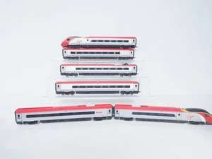 Hornby OO Gauge Virgin Trains Class 390 Pendolino 6 Car Set 'Virgin Star' DCC - Picture 1 of 12
