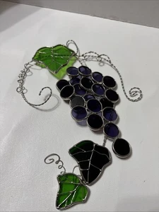 Vintage Stained Glass Bunch of Grapes Sun Catcher 11”x8” Leaves Vine - Picture 1 of 13